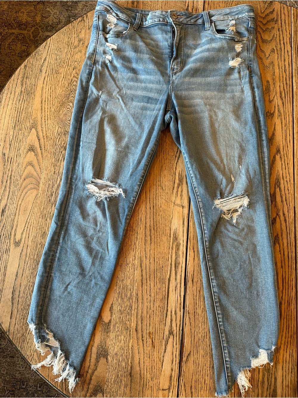 Distressed Women's Skinny Long Crop Jeans - Light Blue mid rise